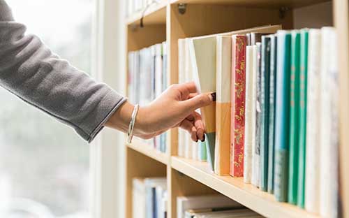 成人高考的有学士学位证吗？学位证有什么用？
